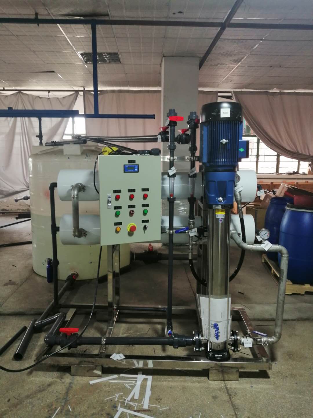 Compact river water purification system